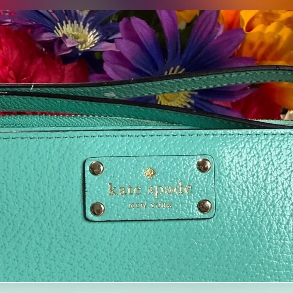 Kate Spade Large Wristlet Clutch
